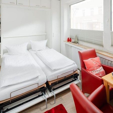 Haus Karlstrasse Ferienwohnung Helena Norderney Buitenkant foto